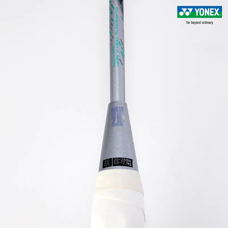 مضرب بادمنتون YONEX من الجيل ا - مراجعة Yonex Racket Carbon وسعره
