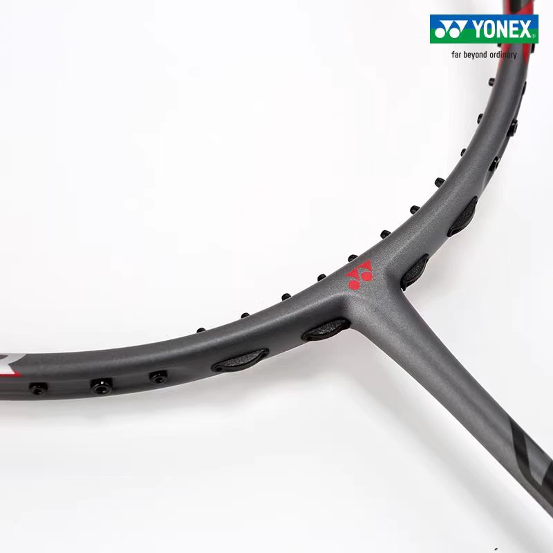 مضرب بادمنتون YONEX من سلسلة B - مراجعة Yonex Racket Carbon وسعره